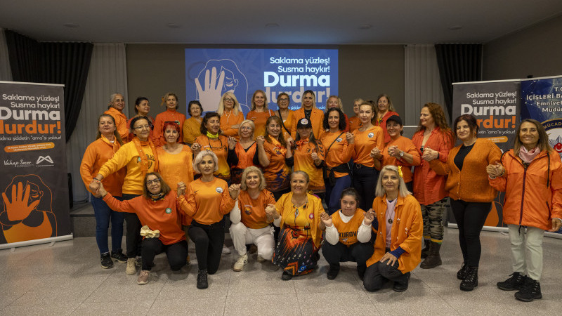 MERSİN BÜYÜKŞEHİR, ŞİDDETE KARŞI KADINLARIN SESİNİ YÜKSELTİYOR