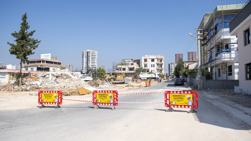 MERSİN BÜYÜKŞEHİR 40 YILDIR AÇILMAYAN YOLU AÇIYOR