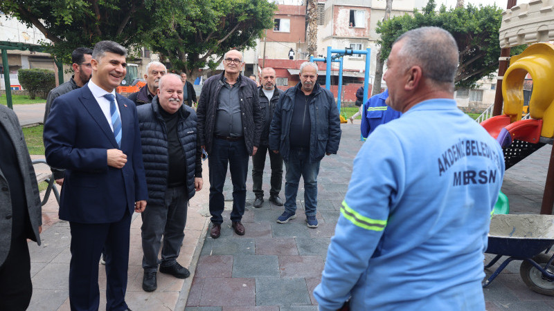 BAŞKAN VEKİLİ ŞENER’E MUHTARLARDAN VE VATANDAŞLARDAN YOĞUN İLGİ