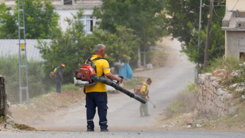 TARSUS BELEDİYESİ’NDEN ÇAVDARLI MAHALLESİ’NDE TEMİZLİK VE BAKIM ÇALIŞMASI