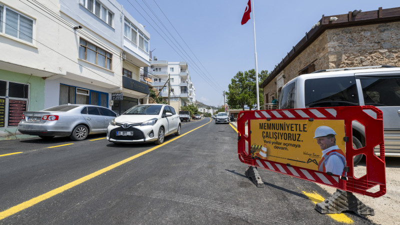 AYDINCIK’TA YOL YENİLENDİ, VATANDAŞ MEMNUN: “ÇİÇEK GİBİ OLDU!”