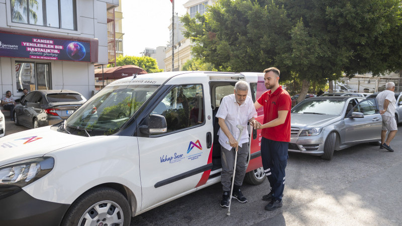 BÜYÜKŞEHİR ONKOLOJİ HASTALARINA ÜCRETSİZ SERVİS HİZMETİ VERİYOR