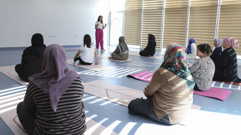 BÜYÜKŞEHİR, MEME KANSERİ FARKINDALIĞINA DİKKAT ÇEKTİ