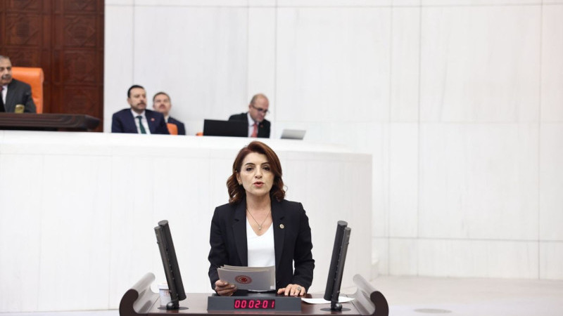 İmamoğlu iddianamesine tepkiler: Demokrasiye gözdağı