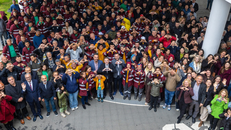 BAŞKAN TUNCER, BELEDİYE PERSONELİYLE BAYRAMLAŞTI