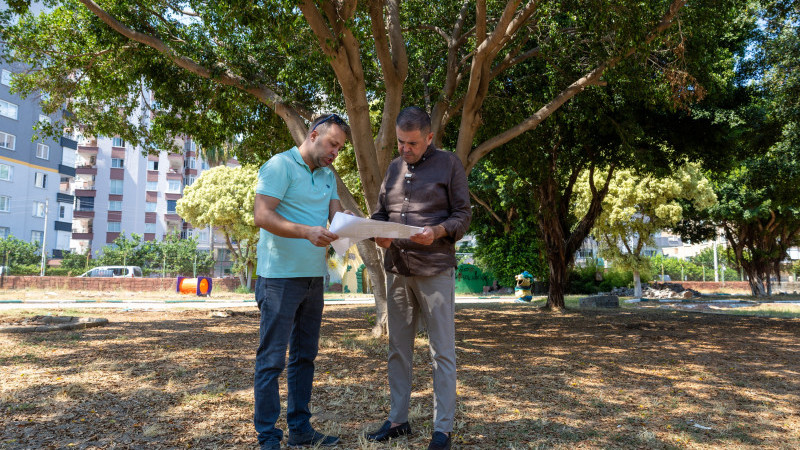 MASAL PARK VE UĞUR MUMCU PARKI YENİLENİYOR